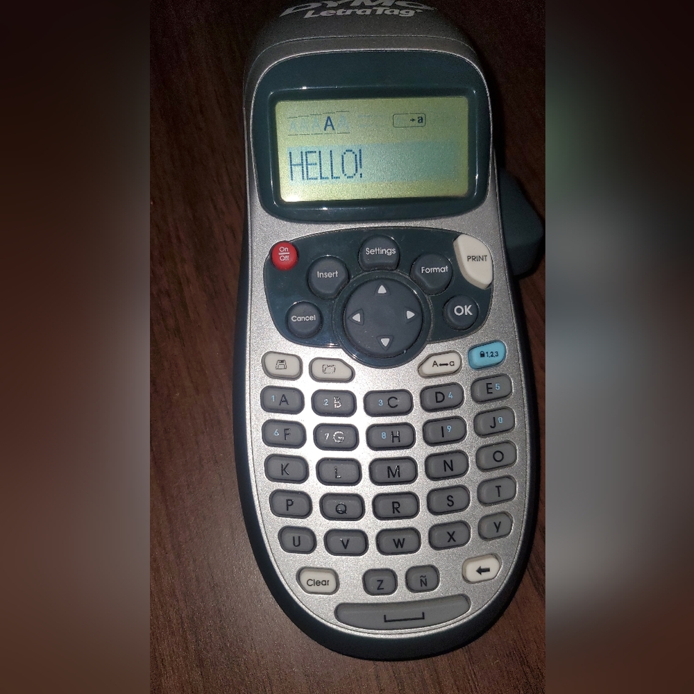 Dymo Label Maker - Picture 2 of 6